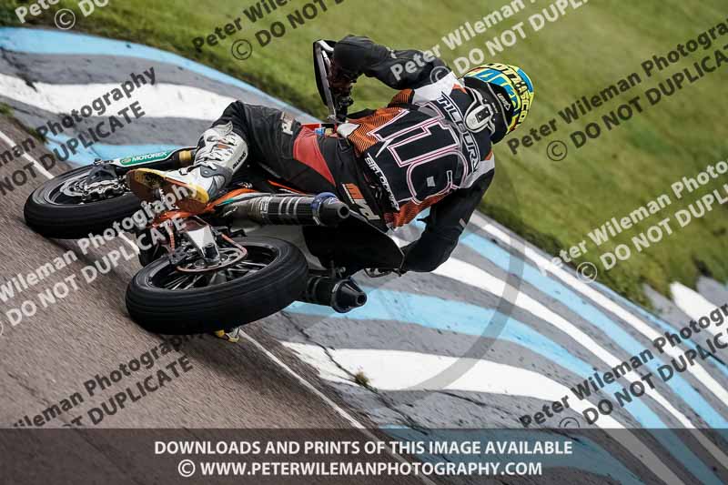 enduro digital images;event digital images;eventdigitalimages;lydden hill;lydden no limits trackday;lydden photographs;lydden trackday photographs;no limits trackdays;peter wileman photography;racing digital images;trackday digital images;trackday photos